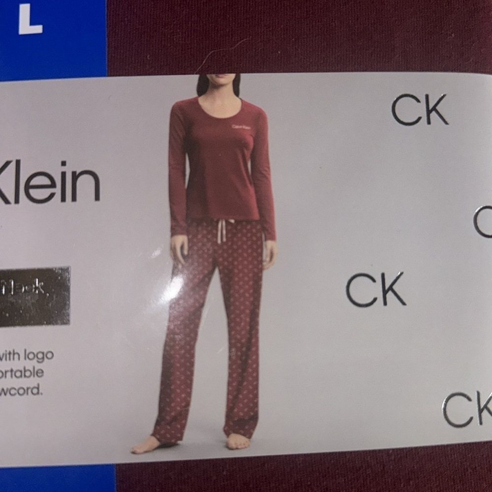BRAND NEW CALVIN KLIEN PAJAMA SET LONG SLEEVE CREW BECK AND PANT SET SIZE LARGE - Picture 2 of 4